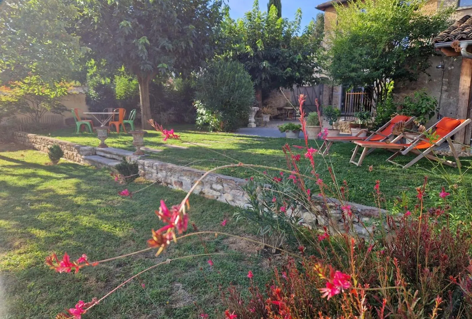 Domaine De Famille Aux Deux Vieux Platanes Vila Saint-Germain-au-Mont-dʼOr Villa