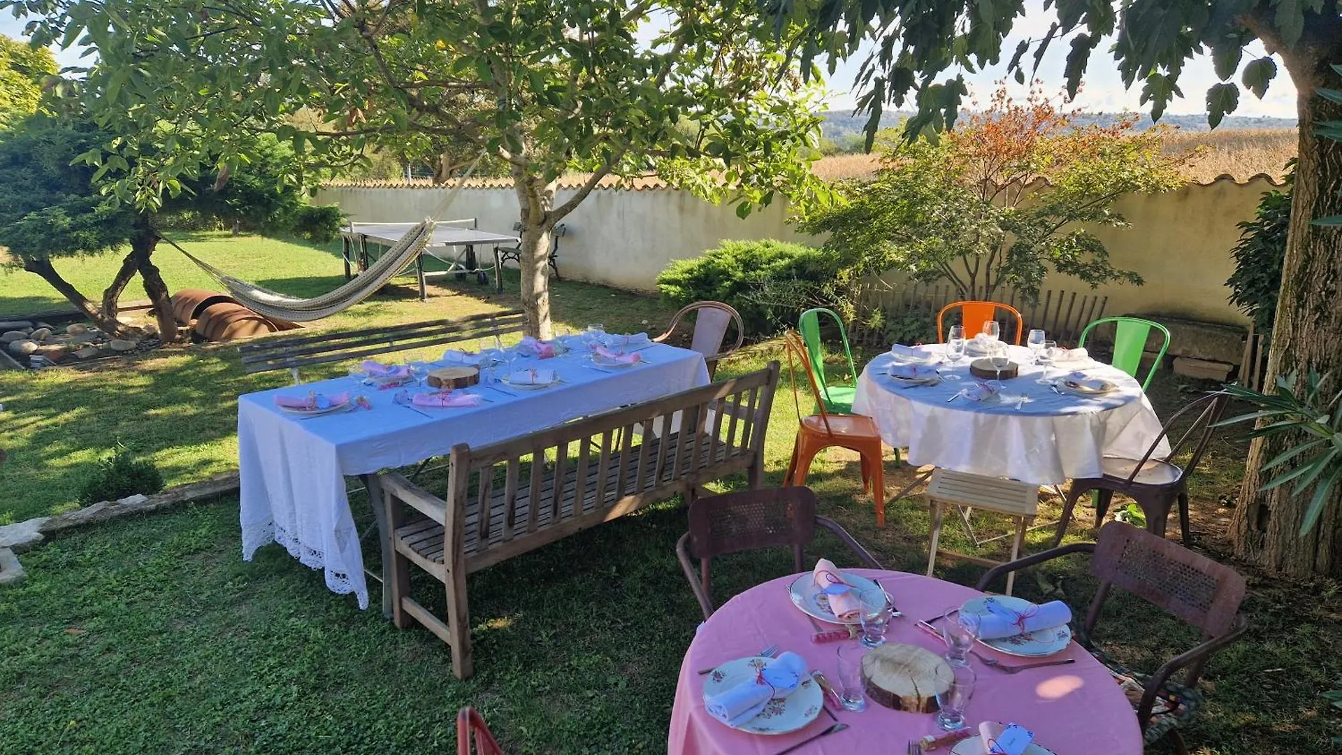 Domaine De Famille Aux Deux Vieux Platanes Villa Saint-Germain-au-Mont-dʼOr Franciaország